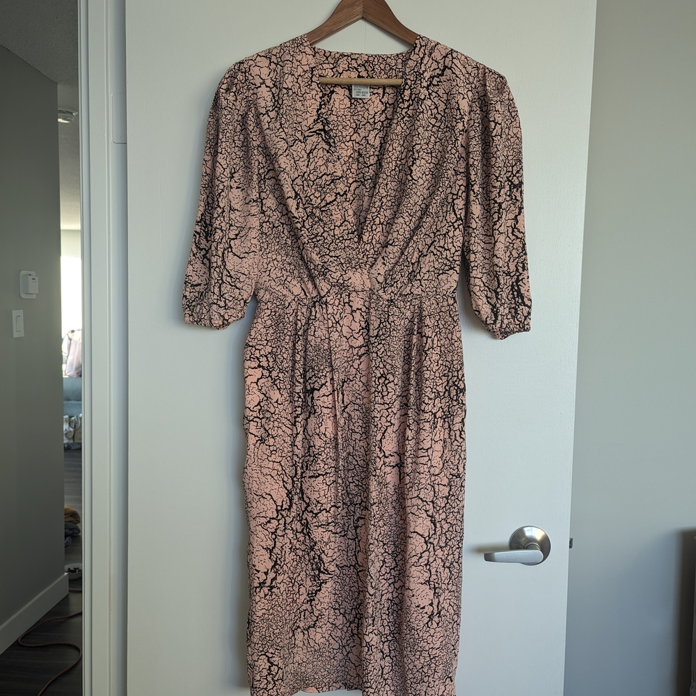 Vintage 1980s Pink and Black Patterned Women's Dress
